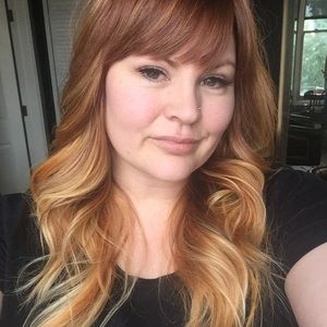 Meet your Posher, Rebecca